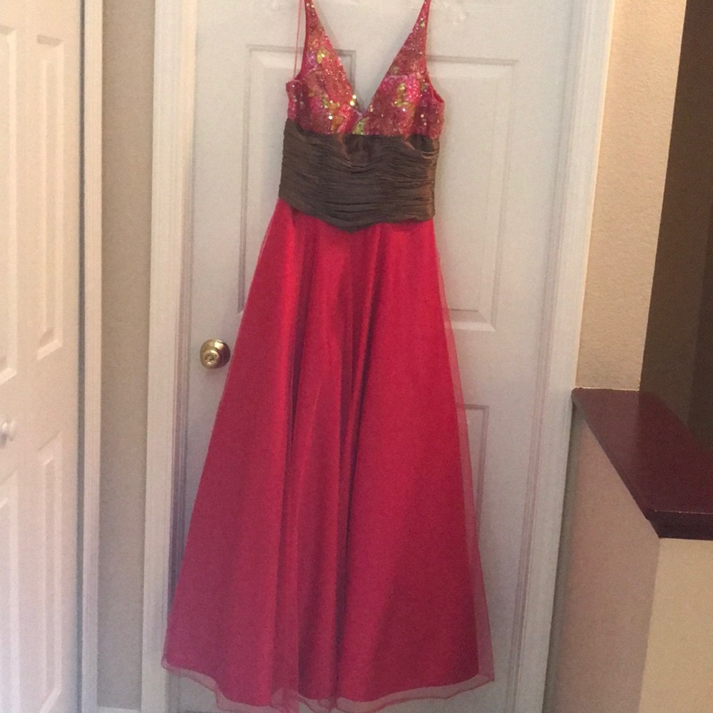Special occasion gown